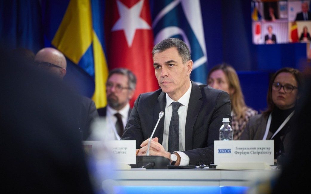 Sanchez, sosyal medya hesabından yaptığı a&ccedil;ıklamada, İspanya&rsquo;nın 22,4 milyon kişiyle