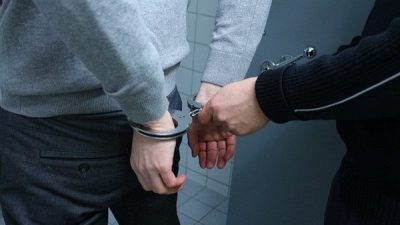 Şanlıurfa İl Emniyet M&uuml;d&uuml;rl&uuml;ğ&uuml;, narkotik su&ccedil;lardan aranan şahısların yakalanmasına y&ouml;nelik