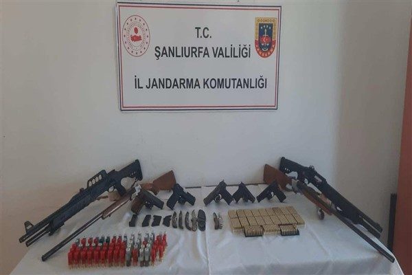 Şanlıurfa Valiliğinden s&ouml;z konusu aramalara ilişkin yapılan a&ccedil;ıklamada&nbsp;3 adet 9