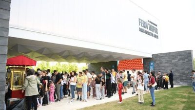 Ferdi Tayfur Sanat Merkezi ve M&uuml;zesi i&ccedil;erisinde yer alan Emmioğlu