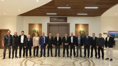 Ziyarette konuşan Gen&ccedil;lik ve Spor İl M&uuml;d&uuml;r&uuml; Mustafa Demirkıran, spora