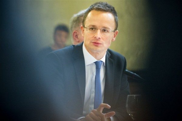 Macaristan Dışişleri Bakanı Szijjarto, Trump&rsquo;ın, Ukrayna ve Orta Doğu'daki barış