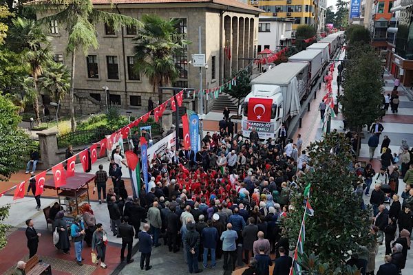 Trabzon B&uuml;y&uuml;kşehir Belediyesi, Hayrat İnsani Yardım Derneği ve İl Milli