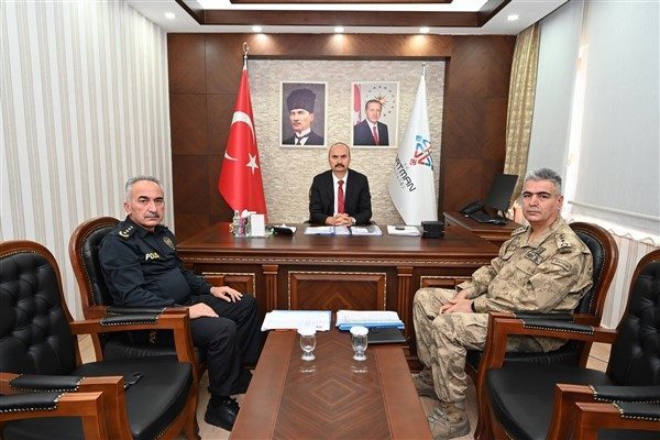 Vali Canalp, İ&ccedil;işleri Bakanı Ali Yerlikaya başkanlığında VKS &uuml;zerinden ger&ccedil;ekleştirilen