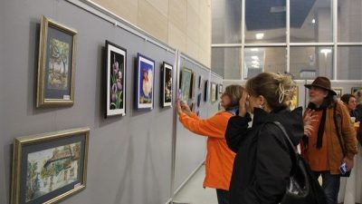 Muğla Resim &Ccedil;alışanları Grubu ve Muğla Sanat Severler Derneği &uuml;yeleri,