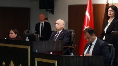 Yenimahalle Belediye Başkanı Fethi Yaşar&rsquo;ın başkanlığında toplanan belediye meclisinde, mali