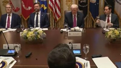 Zelenski, samimi ikili g&ouml;r&uuml;şmenin ardından Trump ile uzun menzilli f&uuml;zeler