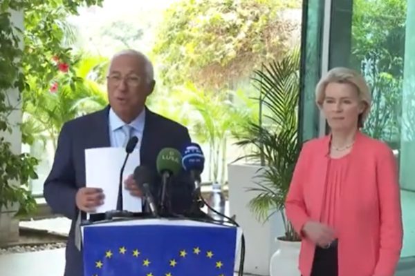 Avrupa Komisyonu Başkanı Ursula Von der Leyen ve Avrupa Konsey