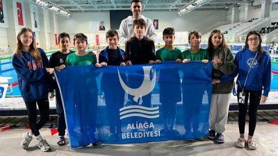 İzmir Halkapınar Olimpik Y&uuml;zme Havuzu&rsquo;nda d&uuml;zenlenen 11/12 Yaş İl İ&ccedil;i