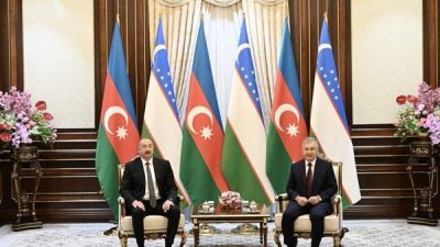 Azerbaycan Cumhurbaşkanı Aliyev, Taşkent'te &Ouml;zbekistan Cumhurbaşkanı Şevket Mirziyoyev baş başa