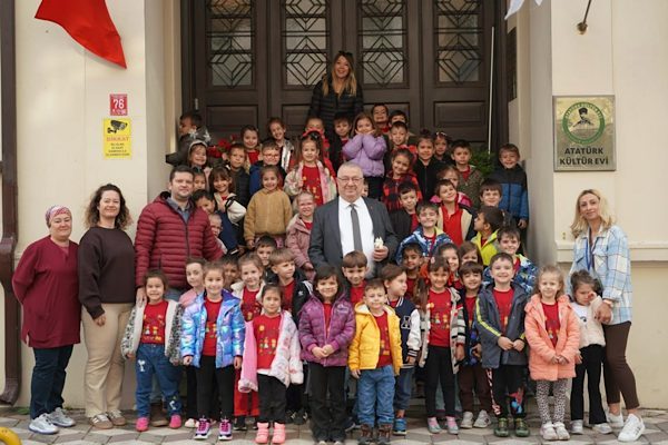 Edremit Belediyesi tarafından restore edilerek ziyarete a&ccedil;ılan Atat&uuml;rk K&uuml;lt&uuml;r Evi,
