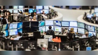 Analistlere g&ouml;re, İngiltere'nin FTSE Endeksi'nin y&uuml;zde 0,9, Almanya'nın DAX Endeksi'nin