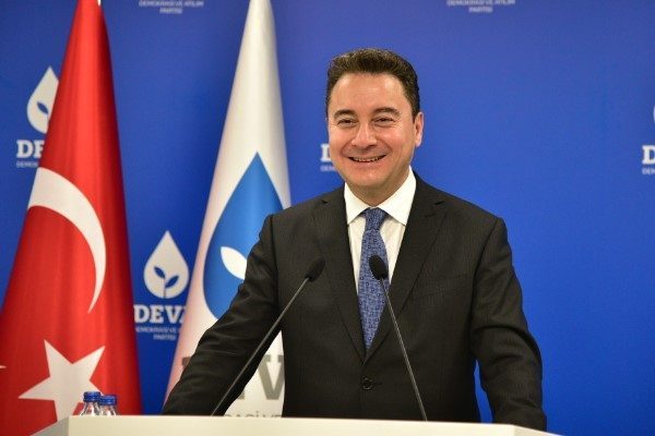 Babacan, son 10 yılda d&uuml;nyada teknoloji yoluyla elde edilen servetin