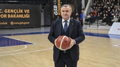 Bakan Bak, a&ccedil;ıklamasında &ldquo;Riyad 2025 İslami Dayanışma Oyunları'nda, y&uuml;zme erkekler