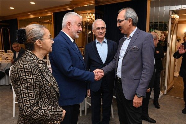 Isparta Belediye Başkanı Ş&uuml;kr&uuml; Başdeğirmen, İstanbul ve Ankara&rsquo;dan sonra Bursa&rsquo;da