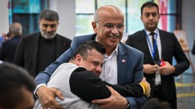 Malatya B&uuml;y&uuml;kşehir Belediye Başkanı Er, Malatya Anadolu Kitap ve K&uuml;lt&uuml;r