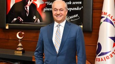 Başkan Erdem mesajında&rsquo;&rsquo; T&uuml;rkiye Cumhuriyeti&rsquo;mizin kurucusu Ulu &Ouml;nder Gazi Mustafa