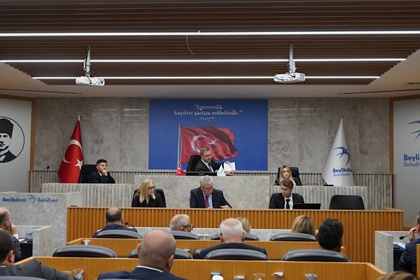 Beylikd&uuml;z&uuml; Belediyesi Kasım Ayı Meclis Toplantısı&rsquo;nın 1. birleşimi Belediye Meclis