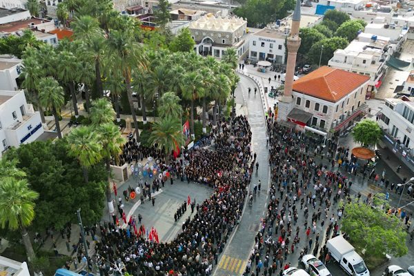 Bodrum&rsquo;da 10 Kasım Atat&uuml;rk&rsquo;&uuml; Anma G&uuml;n&uuml; kapsamında d&uuml;zenlenen t&ouml;renler, Bodrum