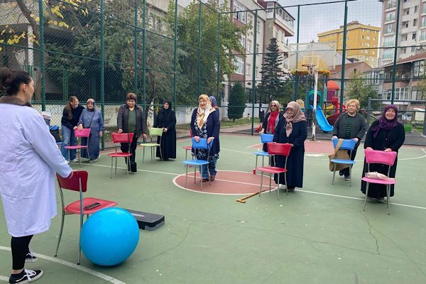 &nbsp;&Uuml;mraniye Belediyesi Cemil Meri&ccedil; Aktif Yaş Al Merkezi, kasım ayı