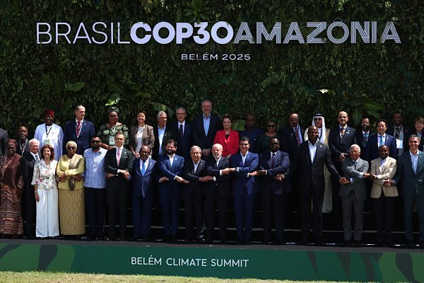 Pazartesi g&uuml;n&uuml; başlayacak Cop30 konferansından sorumlu Brezilyalı diplomat Andre&nbsp;Correa do