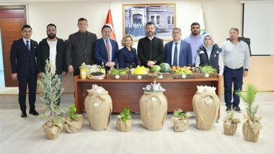 &Ccedil;orlu Belediye Başkanı Ahmet Sarıkurt, &uuml;retim merkezindeki &ccedil;alışmalara ilişkin yaptığı