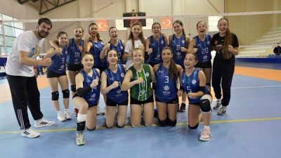 &Ccedil;BSK, hafta sonunda basketbol ve voleybol branşlarında oynadığı karşılaşmalardan galibiyetle