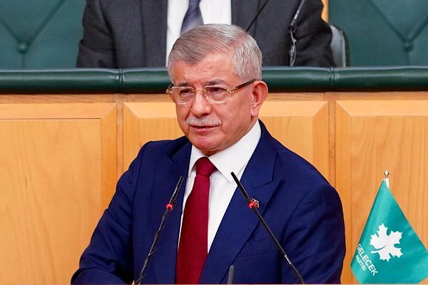 Gelecek Partisi Genel Başkanı Davutoğlu, partisinin TBMM Grup Toplantısı&rsquo;nda g&uuml;ndeme