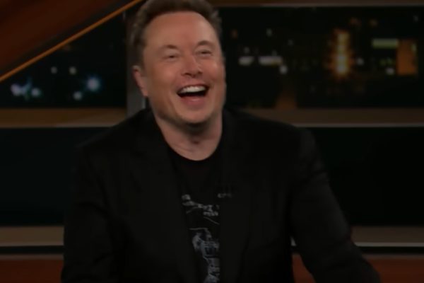 Tesla, şirketin yıllık hissedarlar toplantısında hisselerin y&uuml;zde 75'inden fazlasının maaş