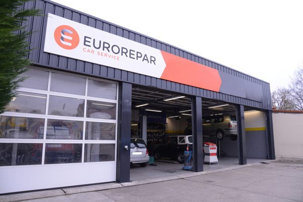 Eurorepar Car Service; t&uuml;m filtreler ve motor yağı değişimini iş&ccedil;ilik
