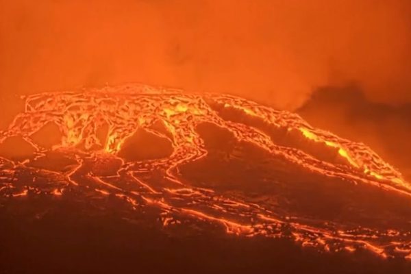 ABD Jeoloji Araştırması'na g&ouml;re, bilim insanları aynı magma yolunu izleyen