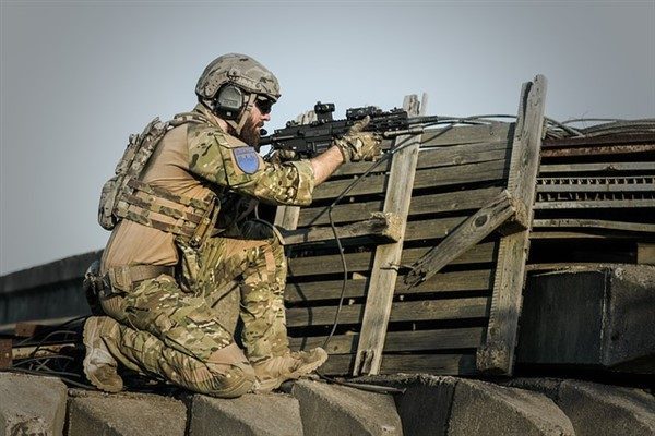 İsrail Savunma Kuvvetleri (IDF), Doğu Refah b&ouml;lgesinde operasyonların s&uuml;rd&uuml;ğ&uuml;n&uuml; duyurdu.&nbsp;