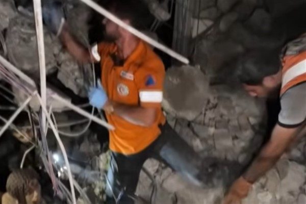 Hamas hareketi d&uuml;n &uuml;&ccedil; rehinenin cenazesini daha teslim etti. Başbakanlık