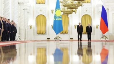 Ziyaret kapsamında, Rusya Devlet Başkanı Vladimir Putin,&nbsp;Kazakistan Cumhurbaşkanı Tokayev&rsquo;i St.