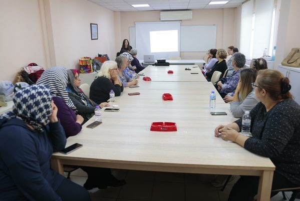 Belediye b&uuml;nyesinde &uuml;cretsiz psikolojik danışmanlık hizmeti veren Psikososyal Destek Merkezi