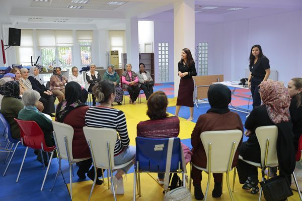 Konak Belediyesi, 25 Kasım Kadına Y&ouml;nelik Şiddete Karşı Uluslararası M&uuml;cadele