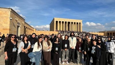 K&uuml;&ccedil;&uuml;k&ccedil;ekmece'de &nbsp;Mustafa Kemal Atat&uuml;rk&rsquo;&uuml; vefatının 87. yıld&ouml;n&uuml;m&uuml;nde anmak amacıyla 14-18