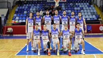 Karşılaşma, K&uuml;tahya Belediyespor Erkek Basketbol Takımı'nın galbiyetiyle&nbsp;72-70 skorla sonu&ccedil;landı.&nbsp; K&uuml;tahya