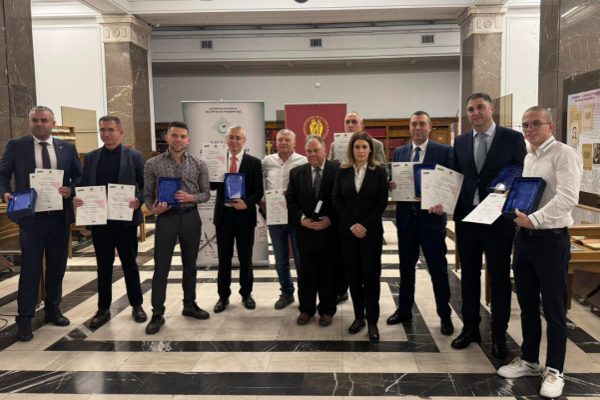 Bulgaristan Ekonomi ve Sanayi Bakan Yardımcısı Lazarova, &ldquo;Yılın İhracat&ccedil;ısı&rdquo; &ouml;d&uuml;llerinin