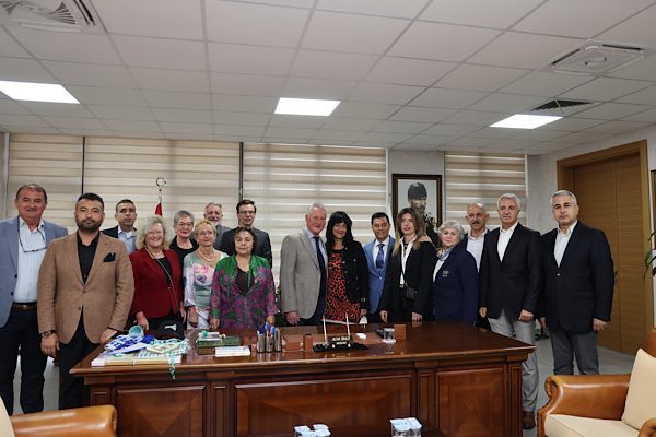 Marmaris ile Almanya&rsquo;nın F&uuml;rth kenti arasında 1995 yılında imzalanan protokolle
