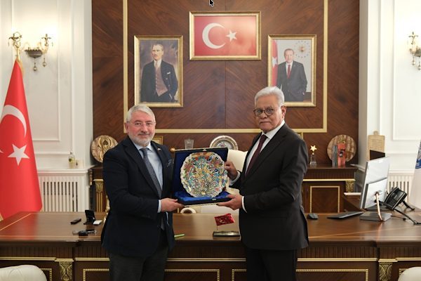 Hitit &Uuml;niversitesi&rsquo;nin ev sahipliğinde d&uuml;zenlenen ICBESS 2025&nbsp;&nbsp;kapsamında &Ccedil;orum&rsquo;a gelen Pakistan