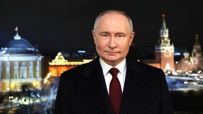 Putin, Ukrayna liderliğinin se&ccedil;imlerle y&uuml;zleşecek cesareti bulamadığını savunarak, bu nedenle