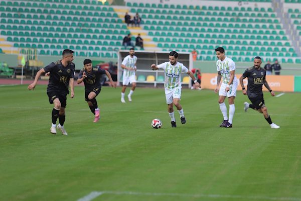 Şanlıurfaspor, Nesine 2. Lig&rsquo;in 13. haftasında 11 Nisan Stadyumu&rsquo;nda Batman