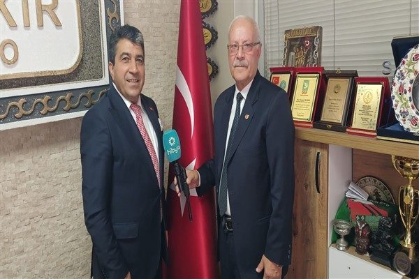 &Uuml;&ccedil; d&ouml;nemdir DSP Osmangazi İl&ccedil;e Başkanlığı ve SESKIR Grubu Y&ouml;netim