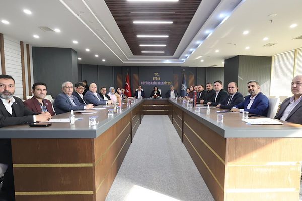 Aydın B&uuml;y&uuml;kşehir Belediye Başkanı&nbsp;&Ouml;zlem &Ccedil;er&ccedil;ioğlu&rsquo;na, kentte faaliyet g&ouml;steren&nbsp;STK&nbsp;temsilcileri ile&nbsp;AK Parti
