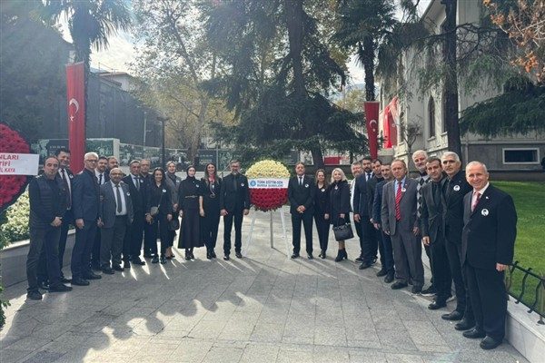 T&ouml;ren, T&uuml;rk Eğitim-Sen Bursa 1 No&rsquo;lu Şube Başkanı &Ouml;mer Işıkoğlu