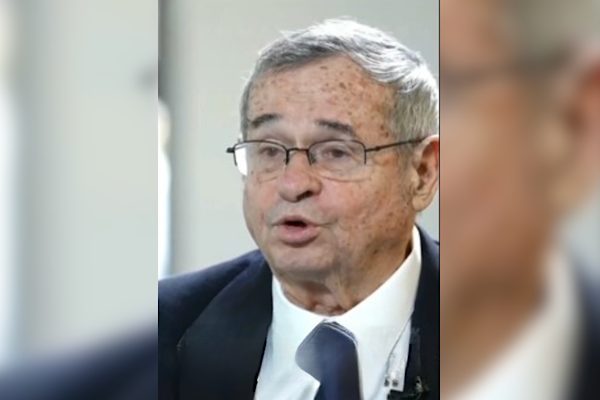 Arieh Warshel, &Ccedil;in Medya Grubu'na (CMG) verdiği r&ouml;portajda, bilim ve