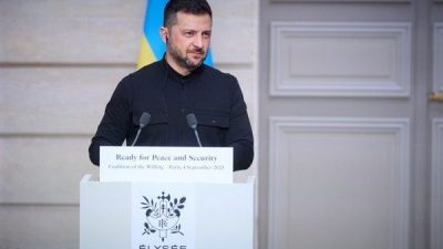 Ukrayna Devlet Başkanı Zelenski, Letonya Cumhurbaşkanı Edgars Rinkevics ve t&uuml;m