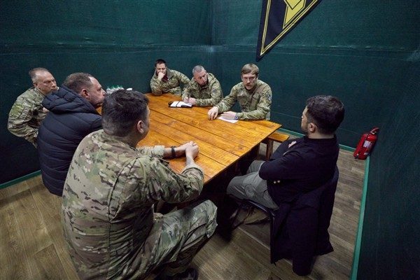 Ukrayna Devlet Başkanı&nbsp;Zelenski, Ukrayna Silahlı Kuvvetleri Başkomutanı Aleksandr Syrskyi, Kolordu
