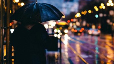 Yapılan son değerlendirmelere g&ouml;re akşam saatlerinden itibaren Batı Karadeniz'de g&ouml;r&uuml;lecek